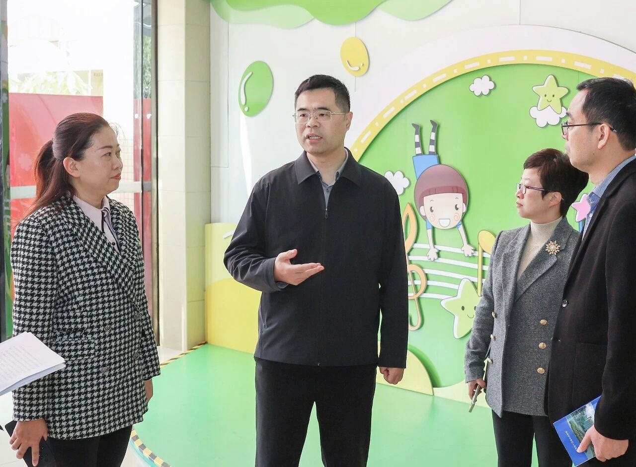 葡京娱乐场
政府主要领导调研教育建设项目及春季学期开学、越冬蚊防制工作